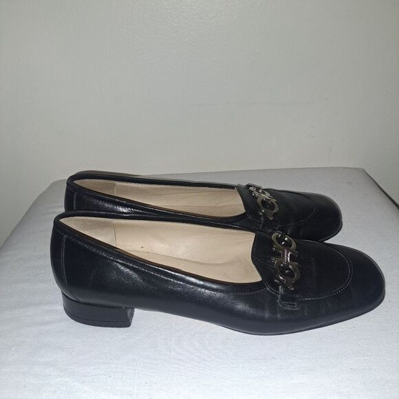 Salvatore Ferragamo Women's Black Loafers Size 5‎ - Picture 4 of 11